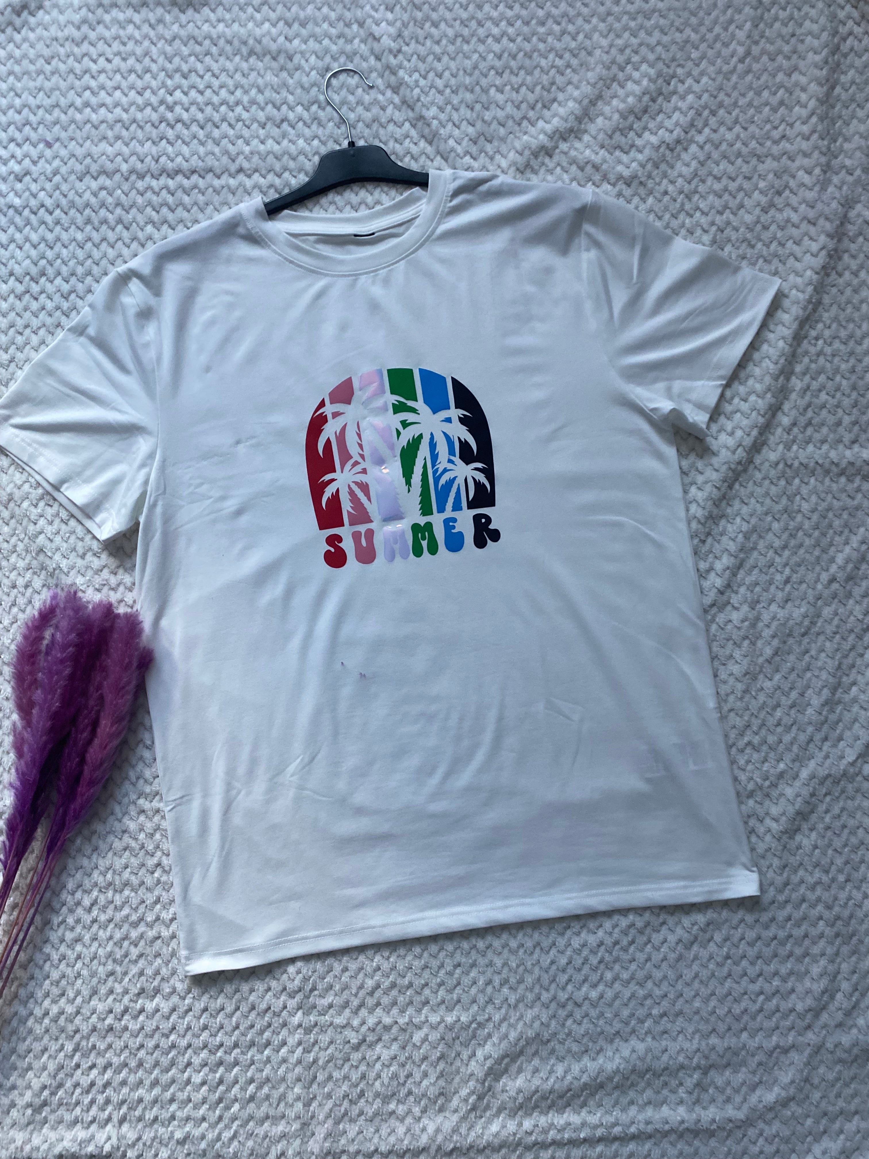 T-shirt “Summer” – Ambiance estivale & style tendance
