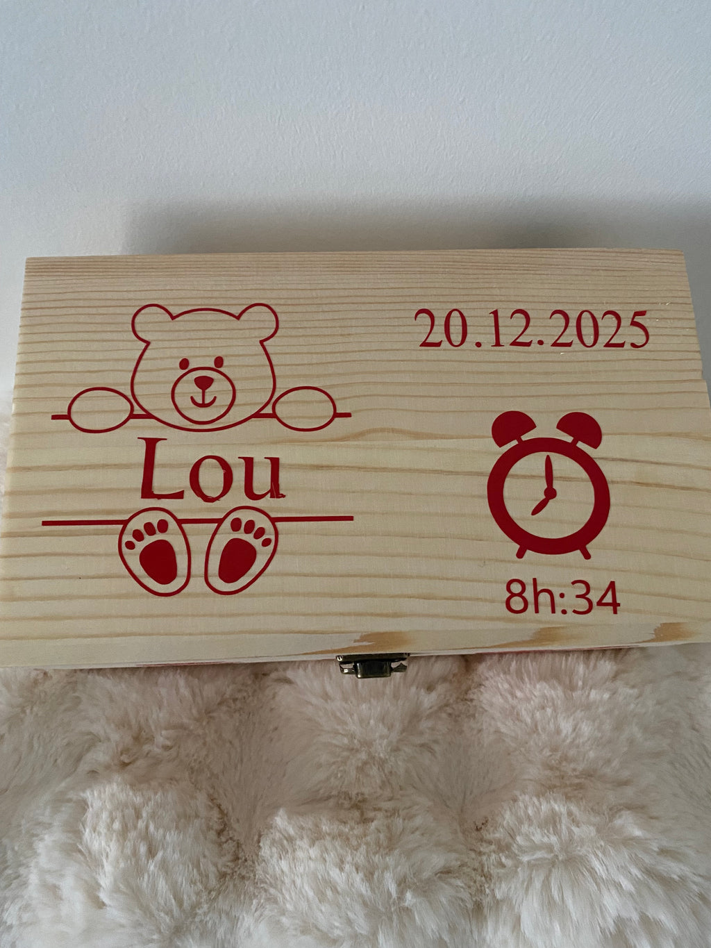 Boîte à souvenirs personnalisée en bois